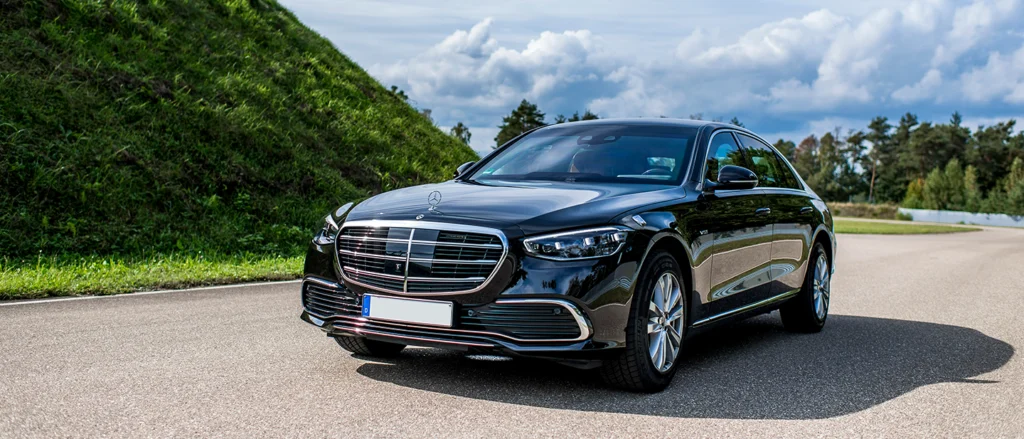 Isoclima: A Leader in Security Glass Production Alongside Mercedes-Benz